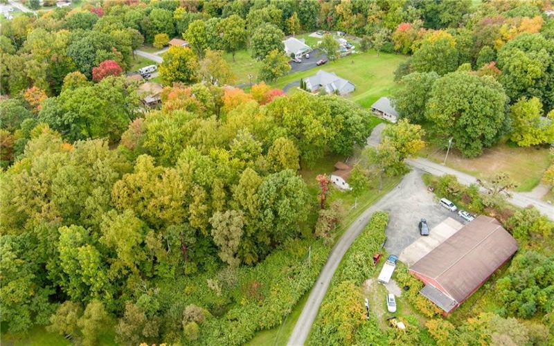 601 Bank St, Derry, 15627, ,Farm-acreage-lot,For Sale,Garage,Bank St,1695115