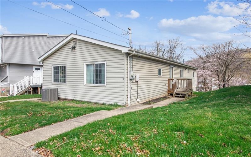 181 Sherman Ave, Vandergrift, 15690, 4 Bedrooms Bedrooms, 11 Rooms Rooms,3 BathroomsBathrooms,Residential,For Sale,Sherman Ave,1695110