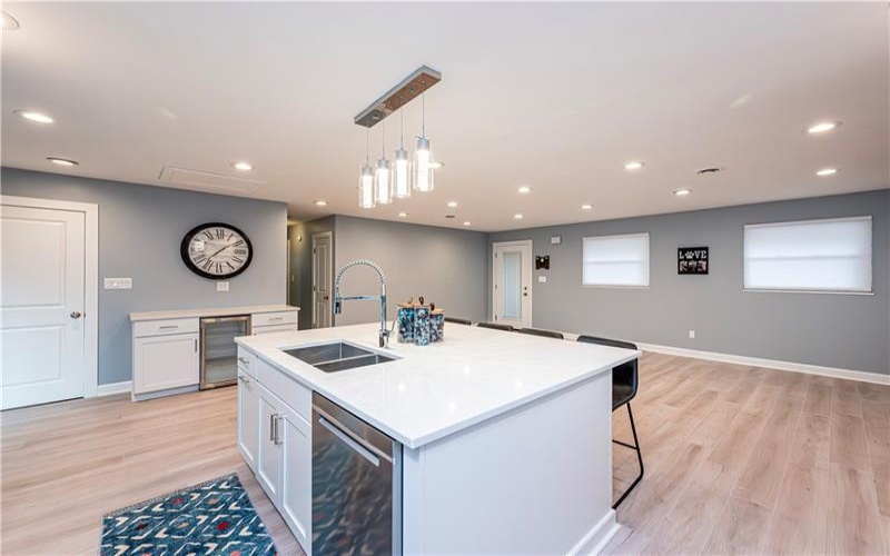 227 Ridgefield Dr, Greensburg, 15601, 3 Bedrooms Bedrooms, 6 Rooms Rooms,2 BathroomsBathrooms,Residential,For Sale,Ridgefield Dr,1695126