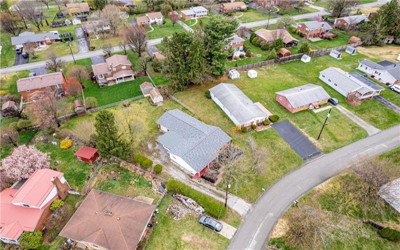 227 Ridgefield Dr, Greensburg, 15601, 3 Bedrooms Bedrooms, 6 Rooms Rooms,2 BathroomsBathrooms,Residential,For Sale,Ridgefield Dr,1695126
