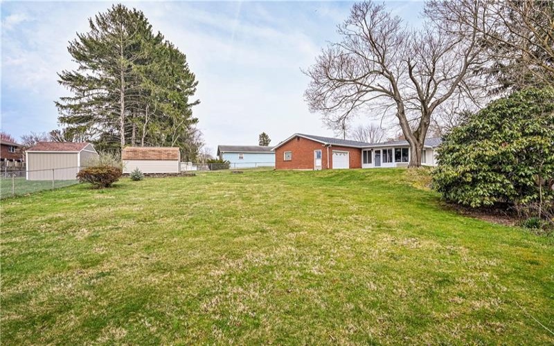 227 Ridgefield Dr, Greensburg, 15601, 3 Bedrooms Bedrooms, 6 Rooms Rooms,2 BathroomsBathrooms,Residential,For Sale,Ridgefield Dr,1695126