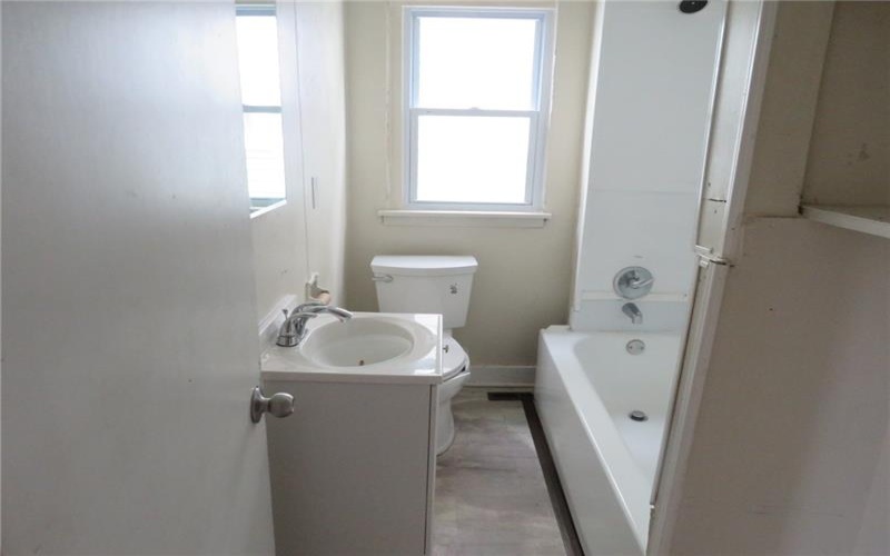 841 8th St, Trafford, 15085, 3 Bedrooms Bedrooms, 6 Rooms Rooms,1 BathroomBathrooms,Residential,For Sale,8th St,1695165