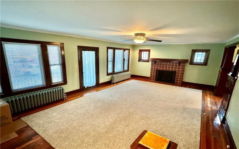 218 Vine St, Carmichaels, 15320, 3 Bedrooms Bedrooms, 8 Rooms Rooms,2 BathroomsBathrooms,Residential,For Sale,Vine St,1695228