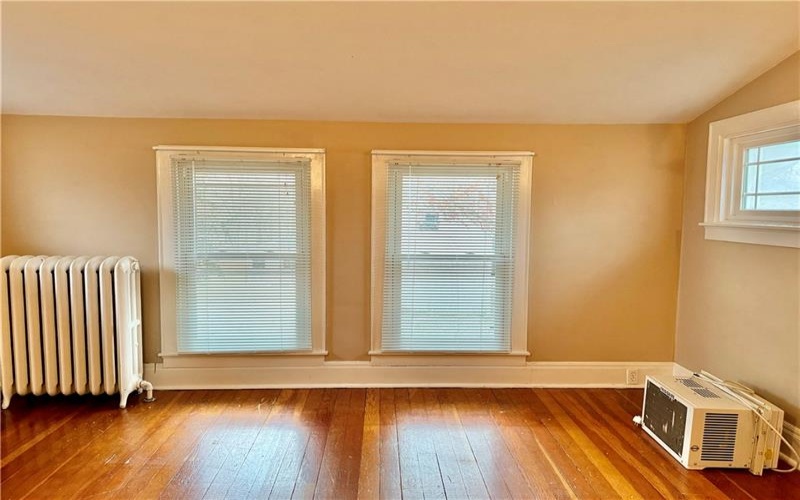 218 Vine St, Carmichaels, 15320, 3 Bedrooms Bedrooms, 8 Rooms Rooms,2 BathroomsBathrooms,Residential,For Sale,Vine St,1695228