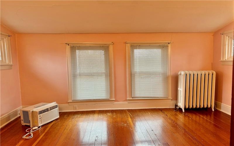 218 Vine St, Carmichaels, 15320, 3 Bedrooms Bedrooms, 8 Rooms Rooms,2 BathroomsBathrooms,Residential,For Sale,Vine St,1695228