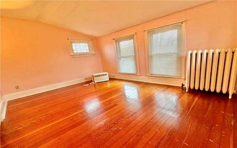 218 Vine St, Carmichaels, 15320, 3 Bedrooms Bedrooms, 8 Rooms Rooms,2 BathroomsBathrooms,Residential,For Sale,Vine St,1695228