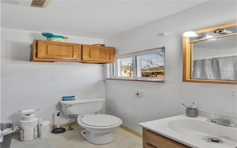 199 Broadway Ave, Lower Burrell, 15068, ,Multi-unit,For Sale,Broadway Ave,1695125