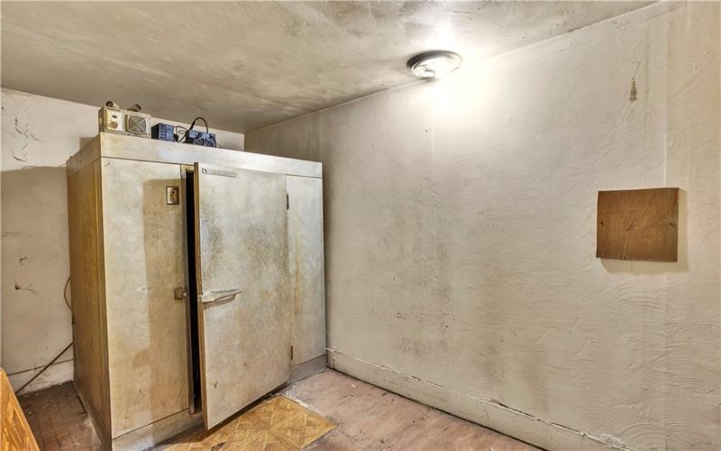 199 Broadway Ave, Lower Burrell, 15068, ,Multi-unit,For Sale,Broadway Ave,1695125