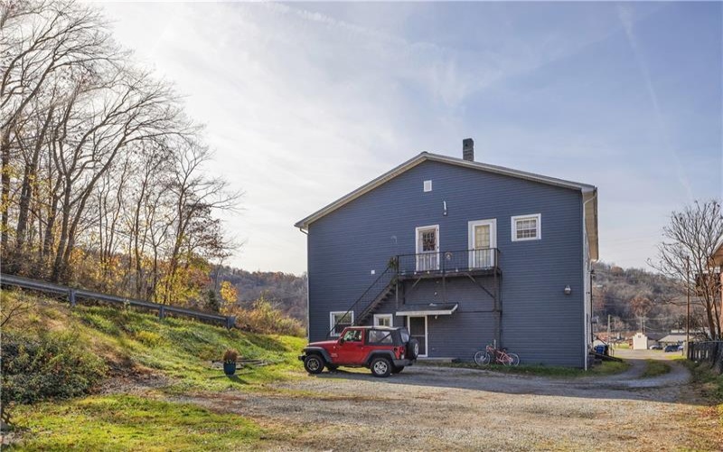 199 Broadway Ave, Lower Burrell, 15068, ,Multi-unit,For Sale,Broadway Ave,1695125