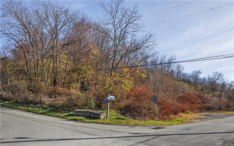 199 Broadway Ave, Lower Burrell, 15068, ,Multi-unit,For Sale,Broadway Ave,1695125