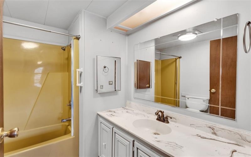 99 Devonshire Drive, Delmont, 15626, 3 Bedrooms Bedrooms, 9 Rooms Rooms,2 BathroomsBathrooms,Residential,For Sale,Devonshire Drive,1695137