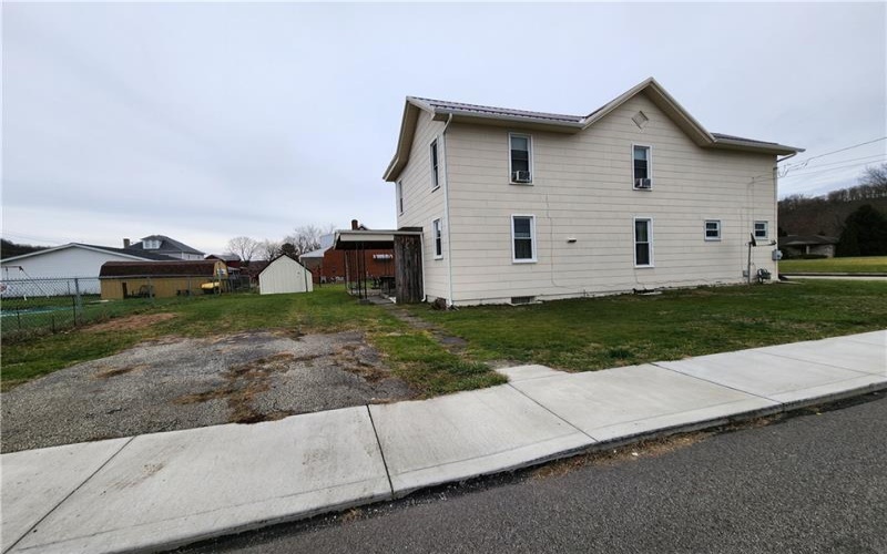 411 UNDERWOOD AVENUE, Roscoe, 15477, 4 Bedrooms Bedrooms, ,1 BathroomBathrooms,Residential,For Sale,UNDERWOOD AVENUE,1695200