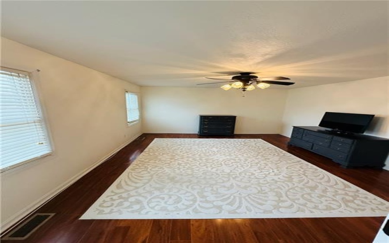 5 Trotwood Cir, Canonsburg, 15317, 3 Bedrooms Bedrooms, 7 Rooms Rooms,1.1 BathroomsBathrooms,Residential,For Sale,Trotwood Cir,1695261