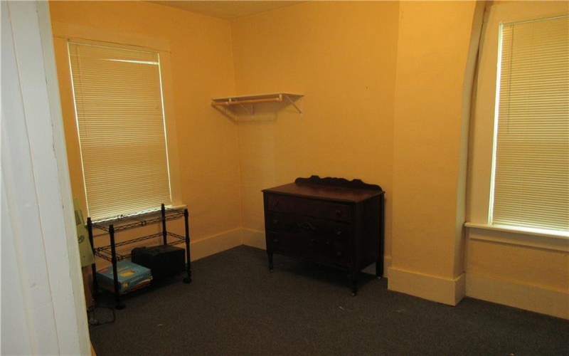404 Franklin Ave., Vandergrift, 15690, 3 Bedrooms Bedrooms, 9 Rooms Rooms,1.1 BathroomsBathrooms,Residential,For Sale,Franklin Ave.,1695324