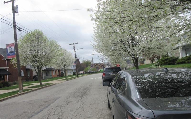404 Franklin Ave., Vandergrift, 15690, 3 Bedrooms Bedrooms, 9 Rooms Rooms,1.1 BathroomsBathrooms,Residential,For Sale,Franklin Ave.,1695324