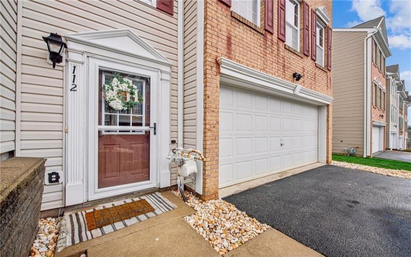 112 Alderwood Dr, Greensburg, 15601, 3 Bedrooms Bedrooms, 6 Rooms Rooms,2.1 BathroomsBathrooms,Residential,For Sale,Alderwood Dr,1695374