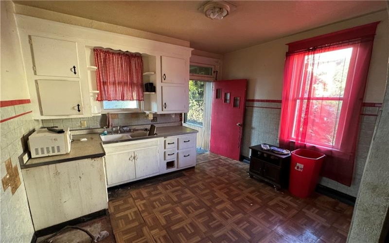 1413 Summit Ave, Monessen, 15062, 4 Bedrooms Bedrooms, 8 Rooms Rooms,1 BathroomBathrooms,Residential,For Sale,Summit Ave,1671221