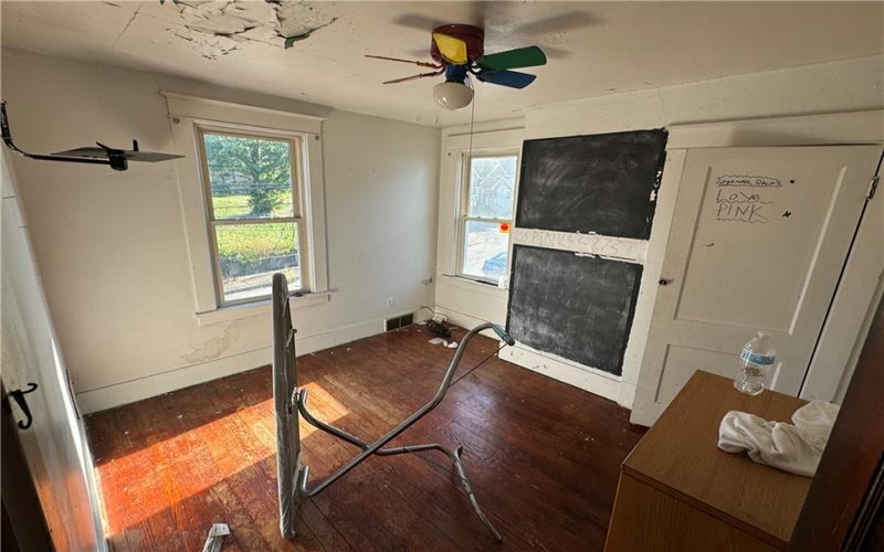 1413 Summit Ave, Monessen, 15062, 4 Bedrooms Bedrooms, 8 Rooms Rooms,1 BathroomBathrooms,Residential,For Sale,Summit Ave,1671221