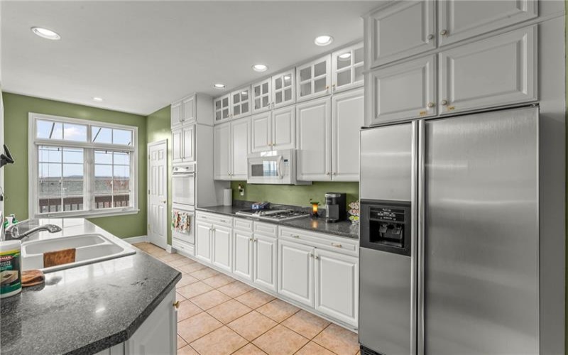 804 Sheriffs Court, McMurray, 15317, 3 Bedrooms Bedrooms, 11 Rooms Rooms,3.2 BathroomsBathrooms,Residential,For Sale,Sheriffs Court,1695386