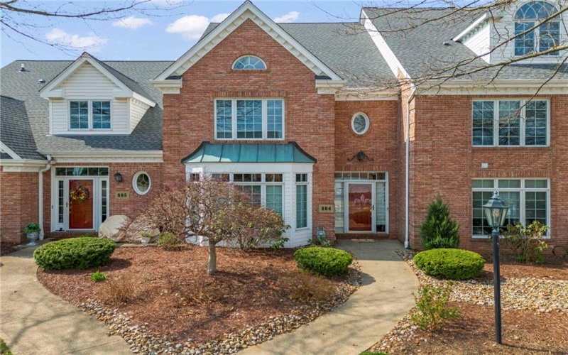 804 Sheriffs Court, McMurray, 15317, 3 Bedrooms Bedrooms, 11 Rooms Rooms,3.2 BathroomsBathrooms,Residential,For Sale,Sheriffs Court,1695386