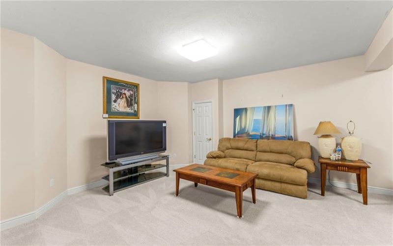 804 Sheriffs Court, McMurray, 15317, 3 Bedrooms Bedrooms, 11 Rooms Rooms,3.2 BathroomsBathrooms,Residential,For Sale,Sheriffs Court,1695386