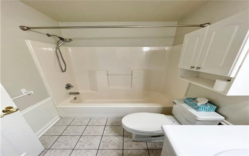 115 Horseshoe Circle, Canonsburg, 15317, 3 Bedrooms Bedrooms, ,2.1 BathroomsBathrooms,Lease,For Sale,Horseshoe Circle,1695441