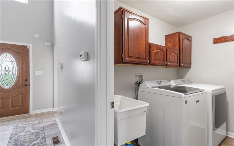 537 Potomac Dr, Washington, 15301, 4 Bedrooms Bedrooms, 11 Rooms Rooms,3.1 BathroomsBathrooms,Residential,For Sale,Potomac Dr,1695447