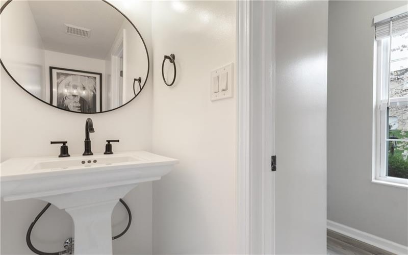 537 Potomac Dr, Washington, 15301, 4 Bedrooms Bedrooms, 11 Rooms Rooms,3.1 BathroomsBathrooms,Residential,For Sale,Potomac Dr,1695447