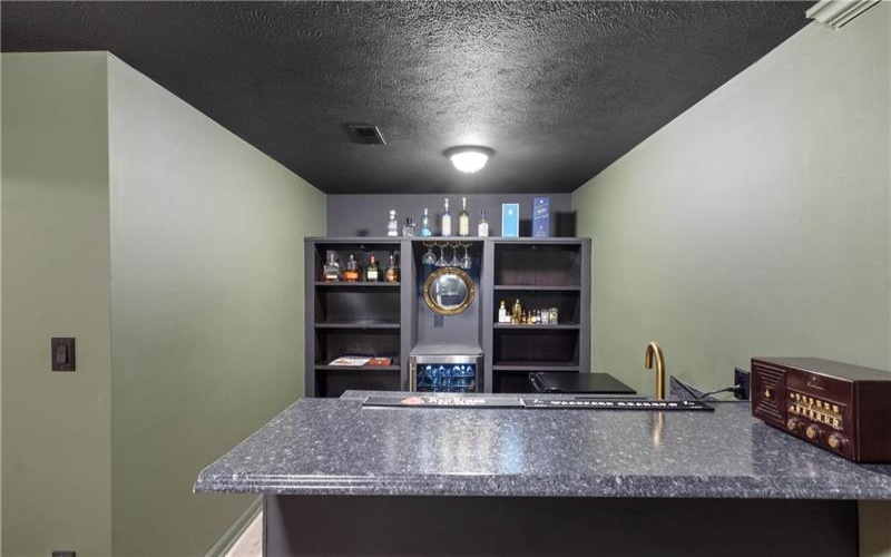 537 Potomac Dr, Washington, 15301, 4 Bedrooms Bedrooms, 11 Rooms Rooms,3.1 BathroomsBathrooms,Residential,For Sale,Potomac Dr,1695447