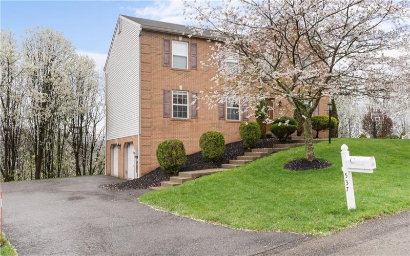 537 Potomac Dr, Washington, 15301, 4 Bedrooms Bedrooms, 11 Rooms Rooms,3.1 BathroomsBathrooms,Residential,For Sale,Potomac Dr,1695447