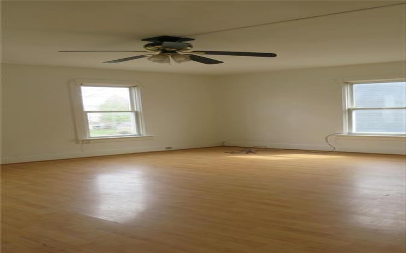 648 Ankeny Ave, Somerset, 15501, 2 Bedrooms Bedrooms, ,1 BathroomBathrooms,Lease,For Sale,Ankeny Ave,1695476