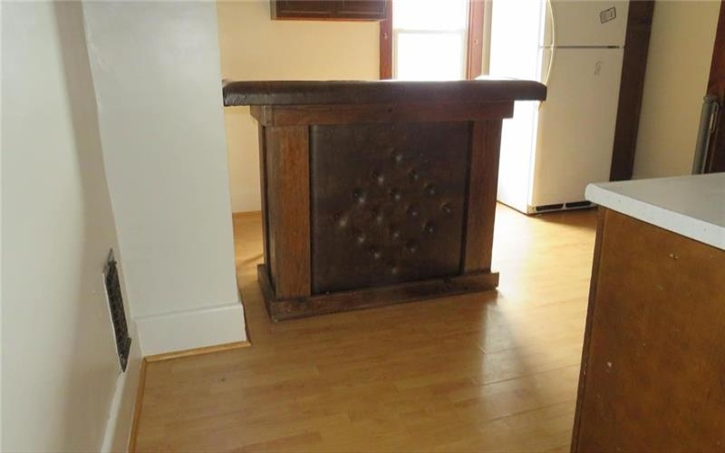 648 Ankeny Ave, Somerset, 15501, 2 Bedrooms Bedrooms, ,1 BathroomBathrooms,Lease,For Sale,Ankeny Ave,1695476