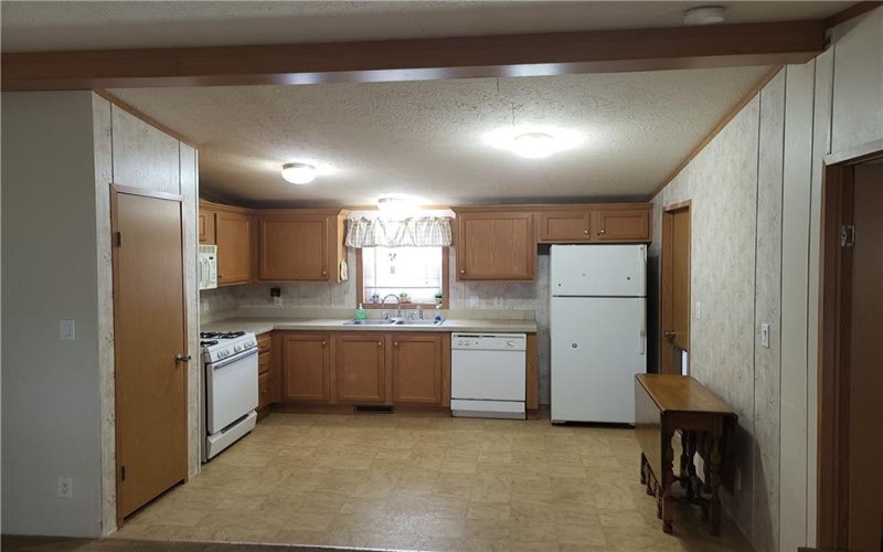 28 Parkvue Dr, Finleyville, 15332, 3 Bedrooms Bedrooms, 6 Rooms Rooms,2 BathroomsBathrooms,Residential,For Sale,Parkvue Dr,1695490
