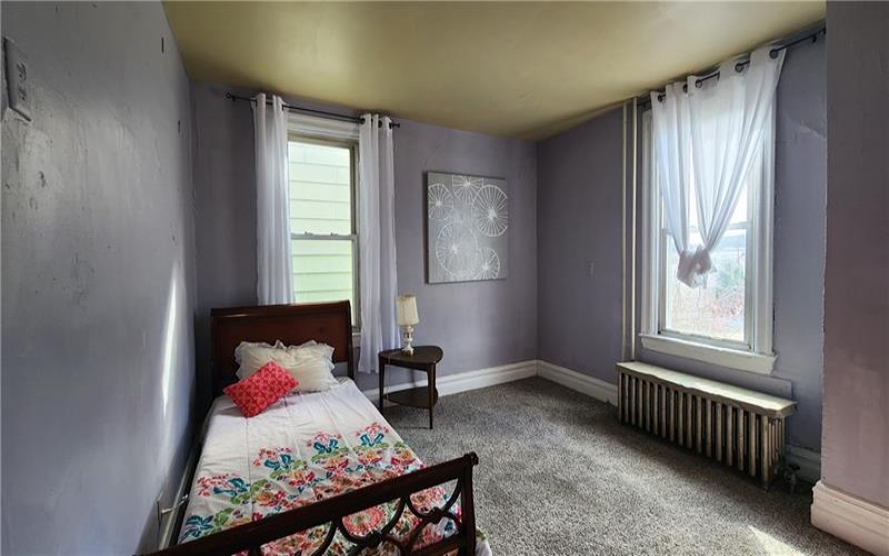 102 Sumner Avenue, Vandergrift, 15690, 4 Bedrooms Bedrooms, 9 Rooms Rooms,2 BathroomsBathrooms,Residential,For Sale,Sumner Avenue,1695512