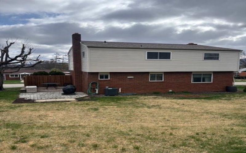 52 Emerson St, Uniontown, 15401, 3 Bedrooms Bedrooms, 7 Rooms Rooms,1.2 BathroomsBathrooms,Residential,For Sale,Emerson St,1695604