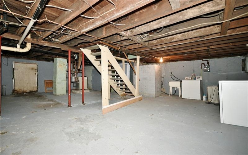 103 Jobes St, Elco, 15434, 3 Bedrooms Bedrooms, 8 Rooms Rooms,1 BathroomBathrooms,Residential,For Sale,Jobes St,1678301