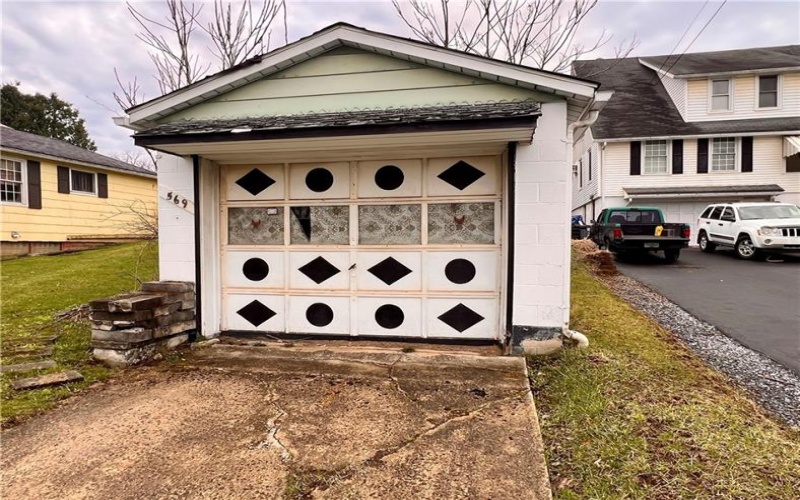569 Harold Ave, Johnstown, 15906, 2 Bedrooms Bedrooms, ,2 BathroomsBathrooms,Residential,For Sale,Harold Ave,1695173