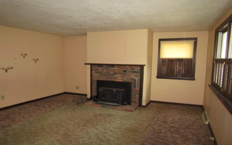 810 Venetia Rd, Venetia, 15367, 3 Bedrooms Bedrooms, 6 Rooms Rooms,1 BathroomBathrooms,Residential,For Sale,Venetia Rd,1695468