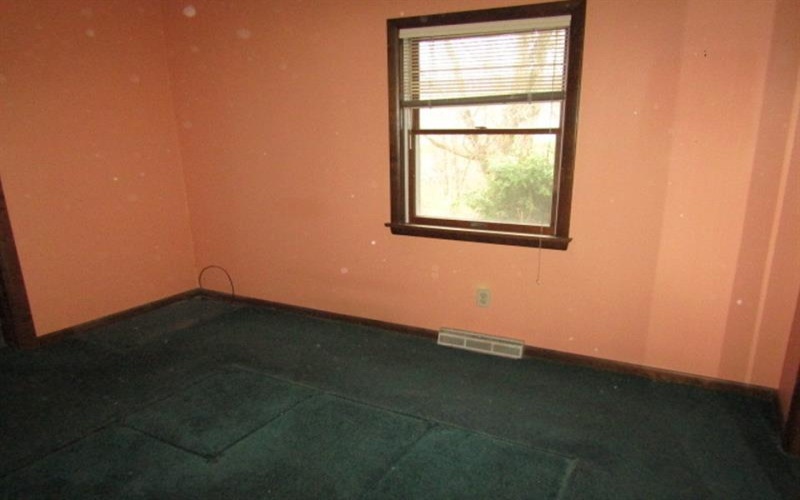 810 Venetia Rd, Venetia, 15367, 3 Bedrooms Bedrooms, 6 Rooms Rooms,1 BathroomBathrooms,Residential,For Sale,Venetia Rd,1695468