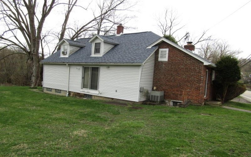 810 Venetia Rd, Venetia, 15367, 3 Bedrooms Bedrooms, 6 Rooms Rooms,1 BathroomBathrooms,Residential,For Sale,Venetia Rd,1695468