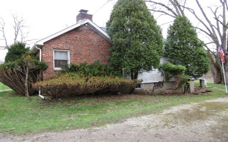 810 Venetia Rd, Venetia, 15367, 3 Bedrooms Bedrooms, 6 Rooms Rooms,1 BathroomBathrooms,Residential,For Sale,Venetia Rd,1695468