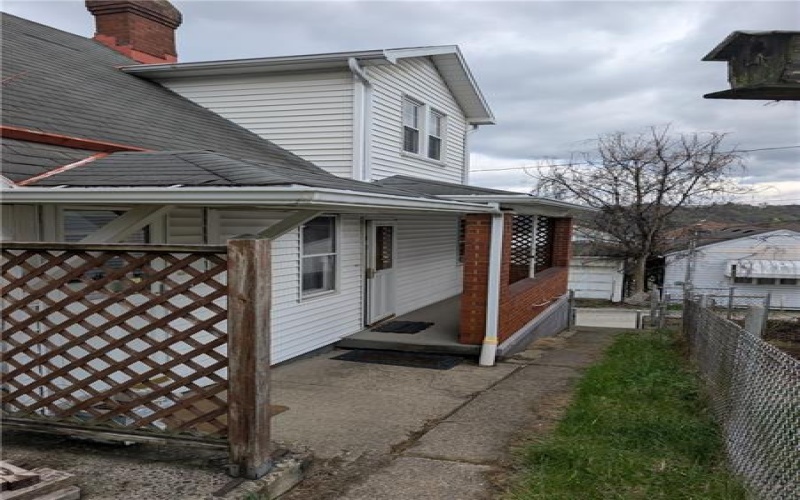619.5 Conrad, Charleroi, 15022, 2 Bedrooms Bedrooms, ,3 BathroomsBathrooms,Lease,For Sale,Conrad,1695510