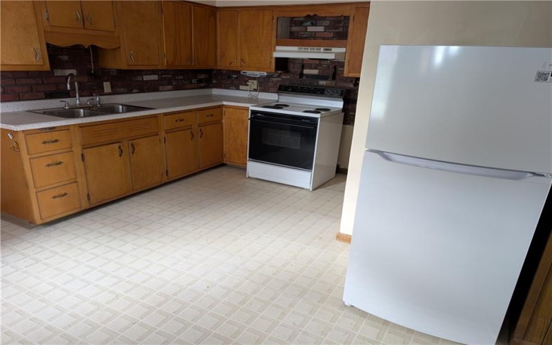 619.5 Conrad, Charleroi, 15022, 2 Bedrooms Bedrooms, ,3 BathroomsBathrooms,Lease,For Sale,Conrad,1695510