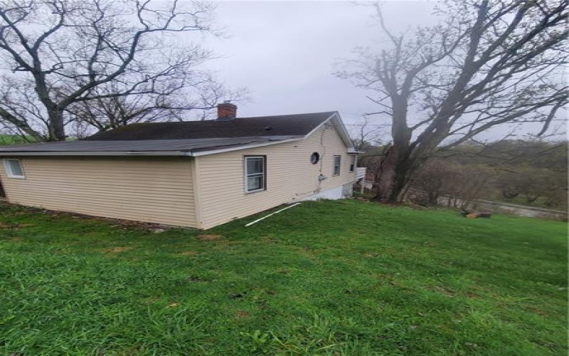 11 Murner Lane, Claysville, 15323, 2 Bedrooms Bedrooms, 4 Rooms Rooms,1 BathroomBathrooms,Residential,For Sale,Murner Lane,1695517