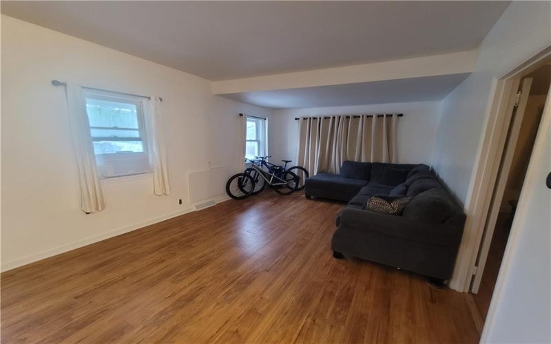 11 Murner Lane, Claysville, 15323, 2 Bedrooms Bedrooms, 4 Rooms Rooms,1 BathroomBathrooms,Residential,For Sale,Murner Lane,1695517