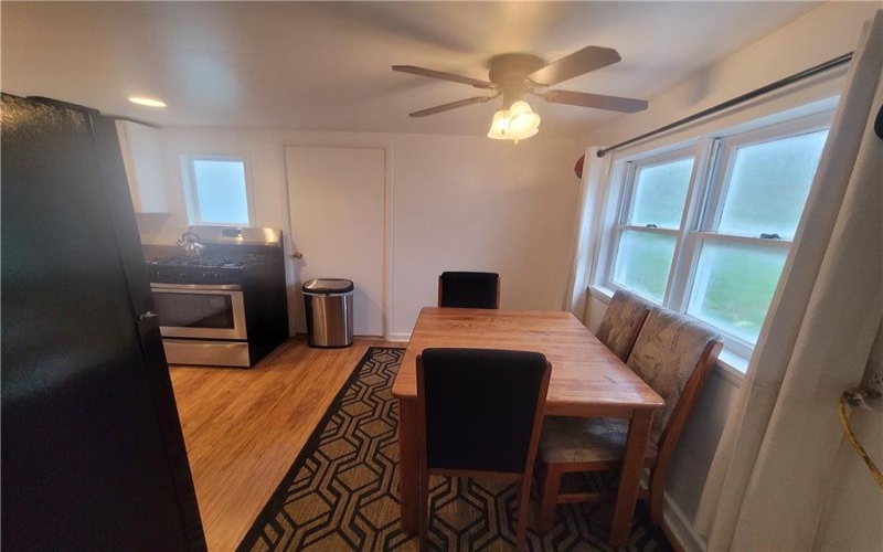 11 Murner Lane, Claysville, 15323, 2 Bedrooms Bedrooms, 4 Rooms Rooms,1 BathroomBathrooms,Residential,For Sale,Murner Lane,1695517