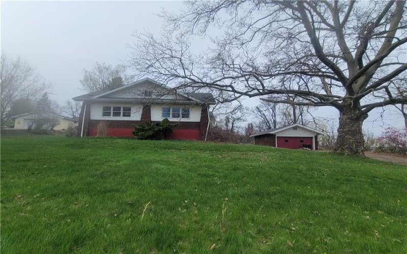 889 E Beau St, Washington, 15301, 4 Bedrooms Bedrooms, ,2 BathroomsBathrooms,Lease,For Sale,E Beau St,1695519