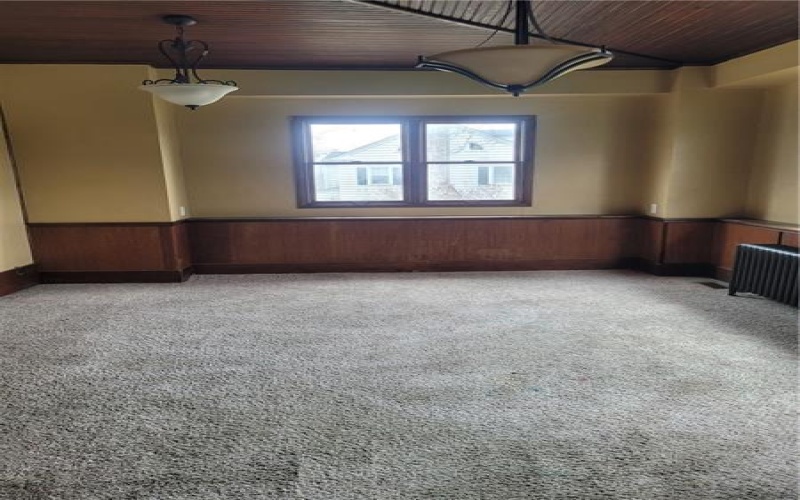 889 E Beau St, Washington, 15301, 4 Bedrooms Bedrooms, ,2 BathroomsBathrooms,Lease,For Sale,E Beau St,1695519