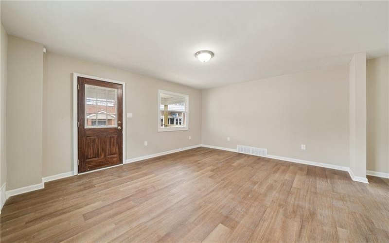 326 Mckinley Ave, East Vandergrift, 15629, 3 Bedrooms Bedrooms, ,1 BathroomBathrooms,Residential,For Sale,Mckinley Ave,1695613
