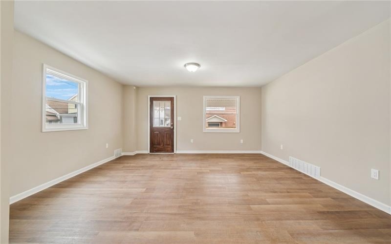 326 Mckinley Ave, East Vandergrift, 15629, 3 Bedrooms Bedrooms, ,1 BathroomBathrooms,Residential,For Sale,Mckinley Ave,1695613